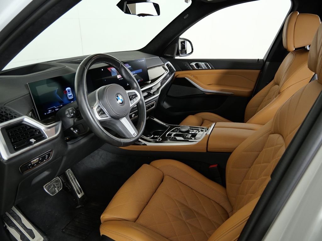 Thumbnail: 2023 BMW X7 - 42