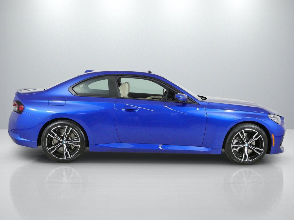 Thumbnail: 2025 BMW 2 Series - 9