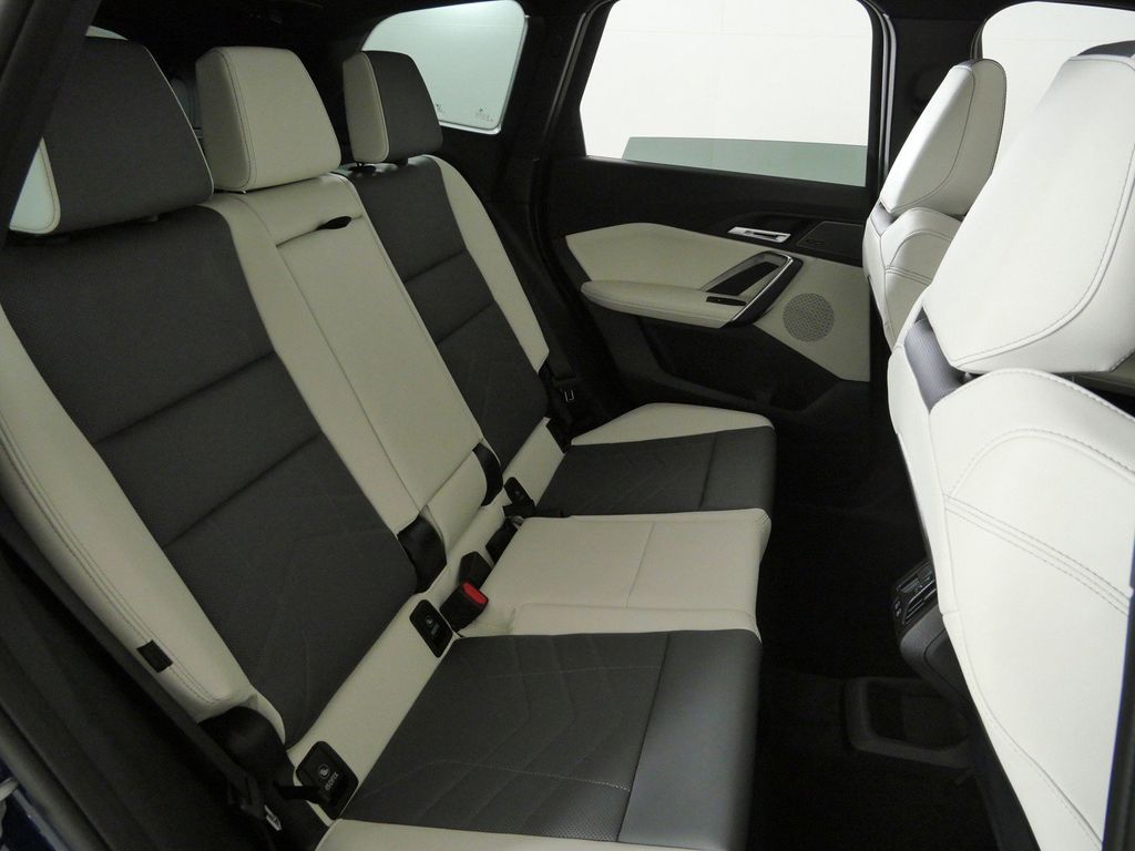 Thumbnail: 2026 BMW X1 - 25