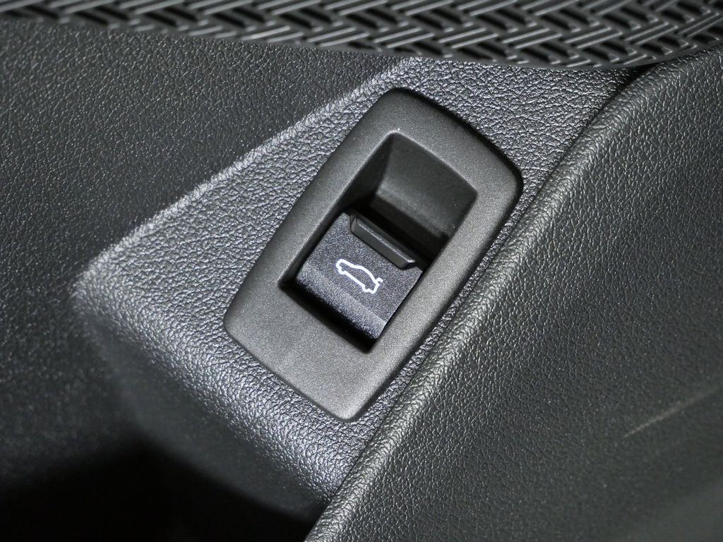 Thumbnail: 2026 BMW X1 - 35