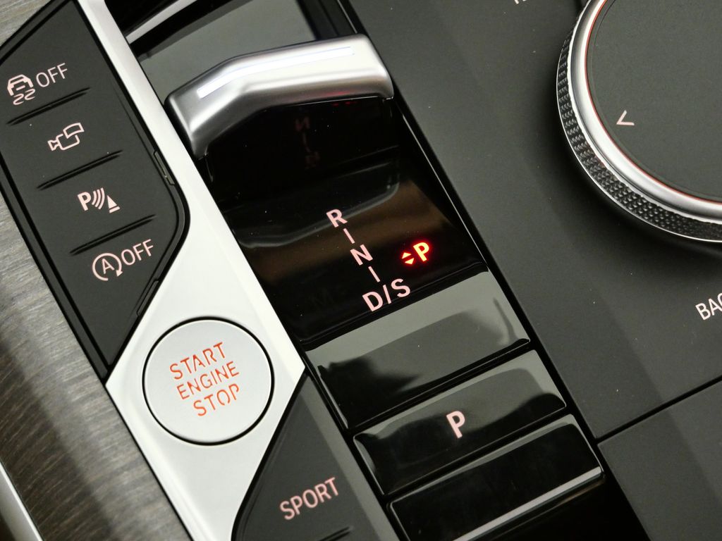 Thumbnail: 2026 BMW 3 Series - 46