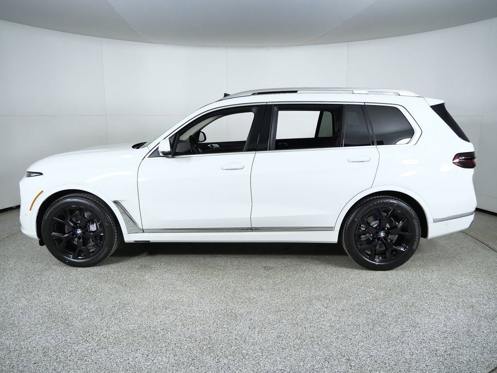 Thumbnail: 2026 BMW X7 - 17