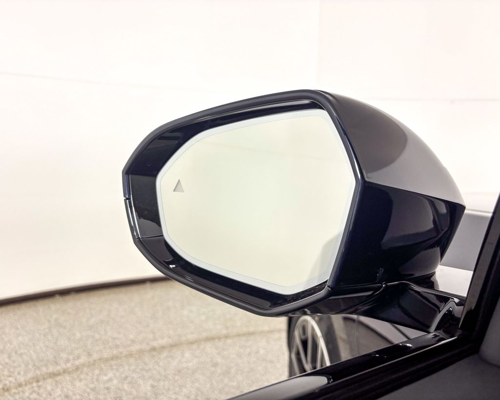 Thumbnail: 2025 BMW 7 Series - 34