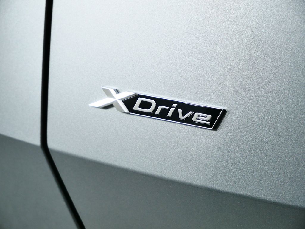 Thumbnail: 2025 BMW X3 - 12