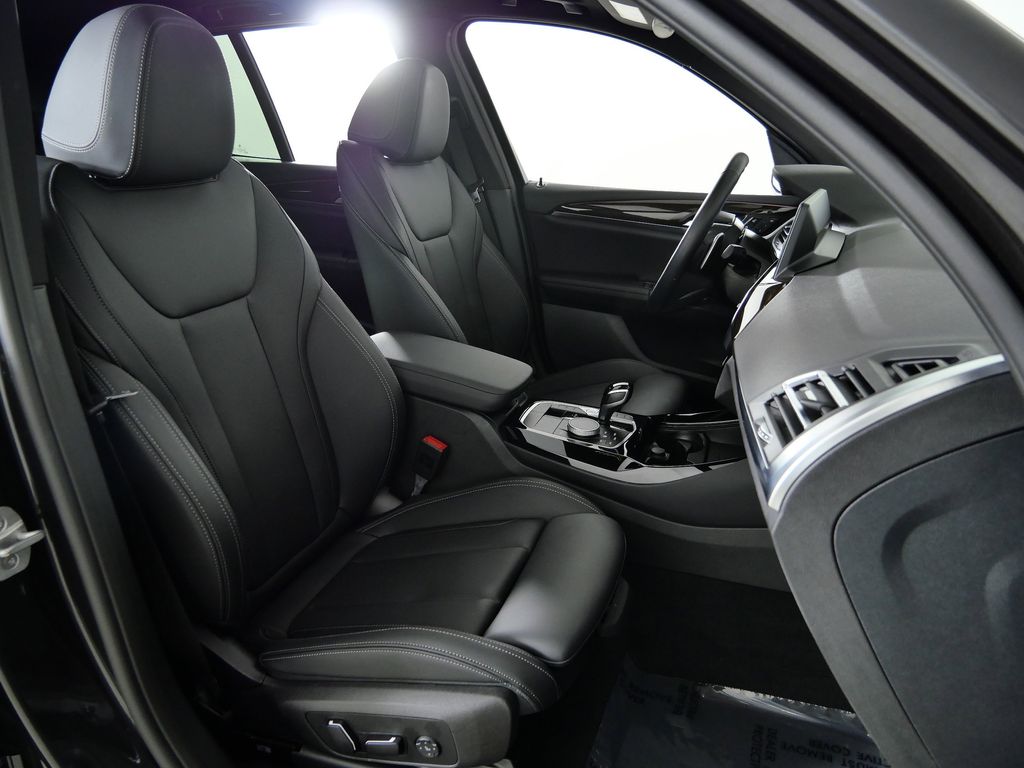 Thumbnail: 2024 BMW X3 - 26