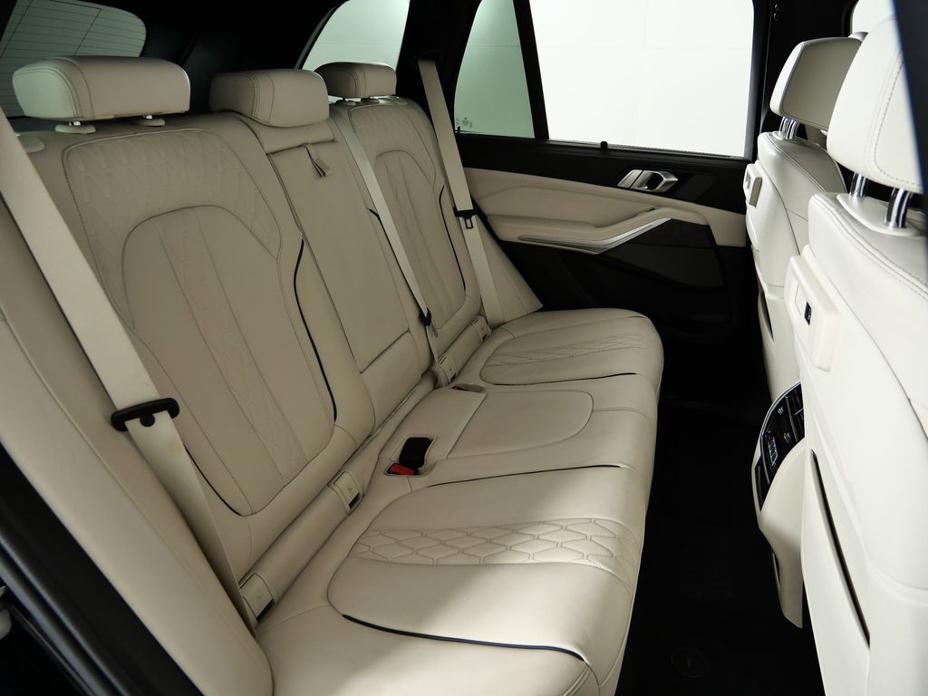 Thumbnail: 2023 BMW X5 - 27