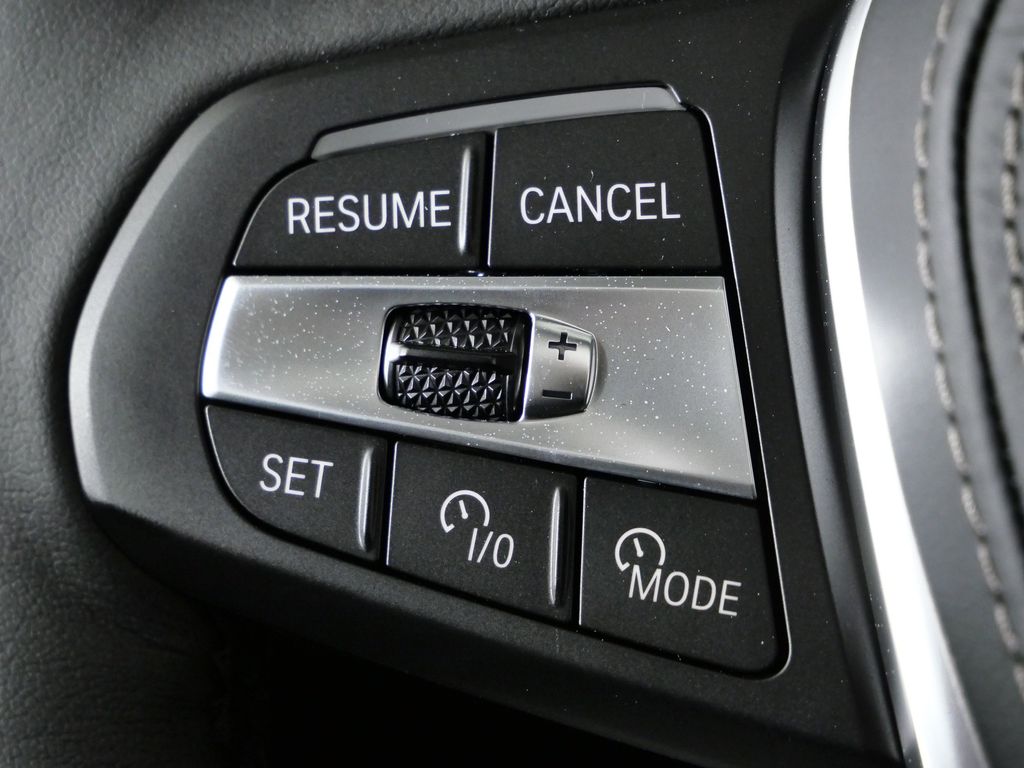 Thumbnail: 2026 BMW X5 - 40