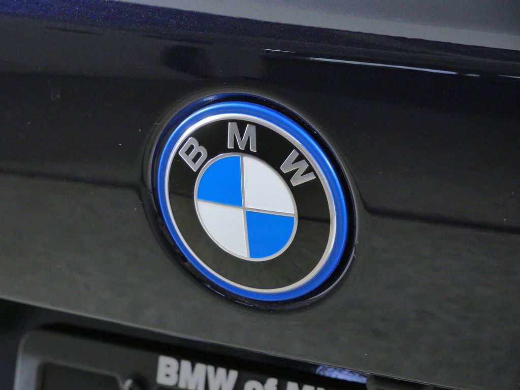 Thumbnail: 2026 BMW X5 - 11