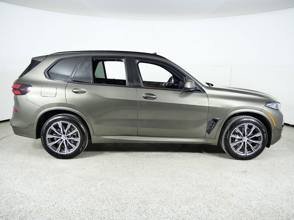 Thumbnail: 2025 BMW X5 - 9