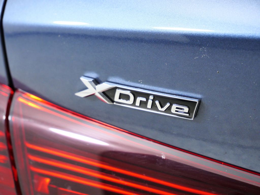 Thumbnail: 2026 BMW 4 Series - 13