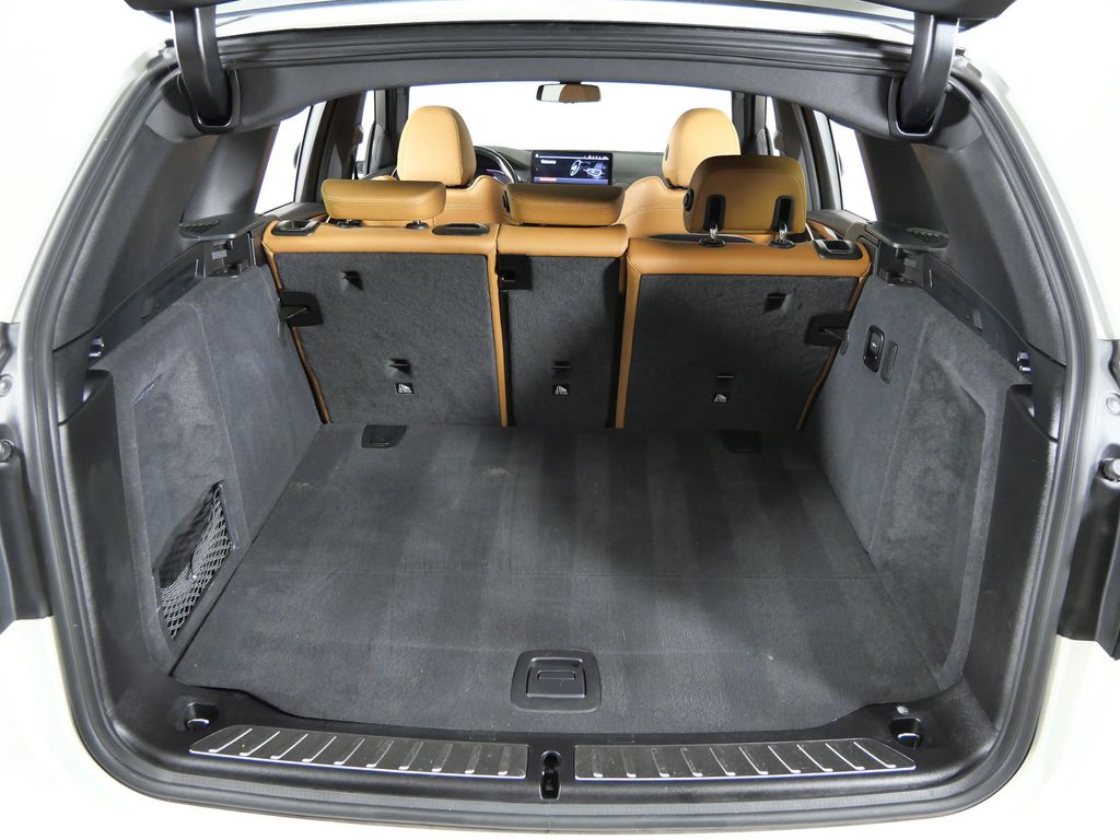 Thumbnail: 2023 BMW X3 - 32