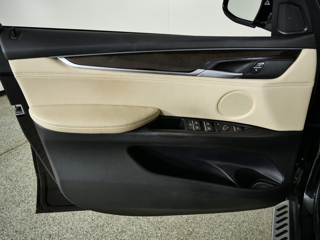 Thumbnail: 2017 BMW X5 - 34