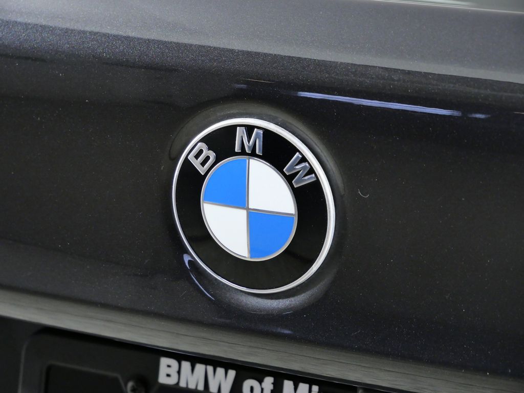 Thumbnail: 2021 BMW 5 Series - 12