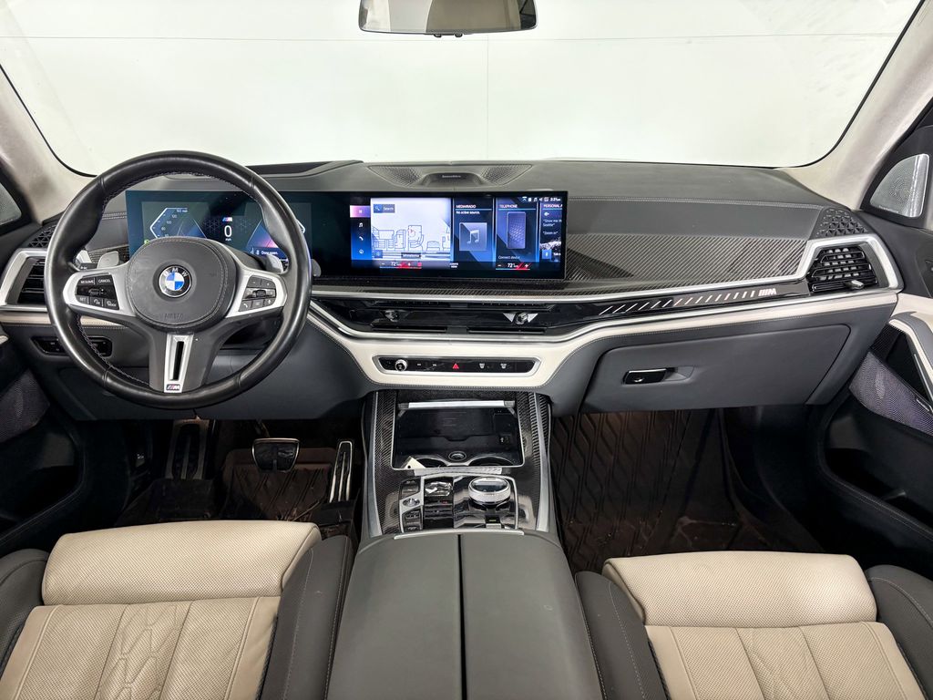 Thumbnail: 2023 BMW X7 - 10