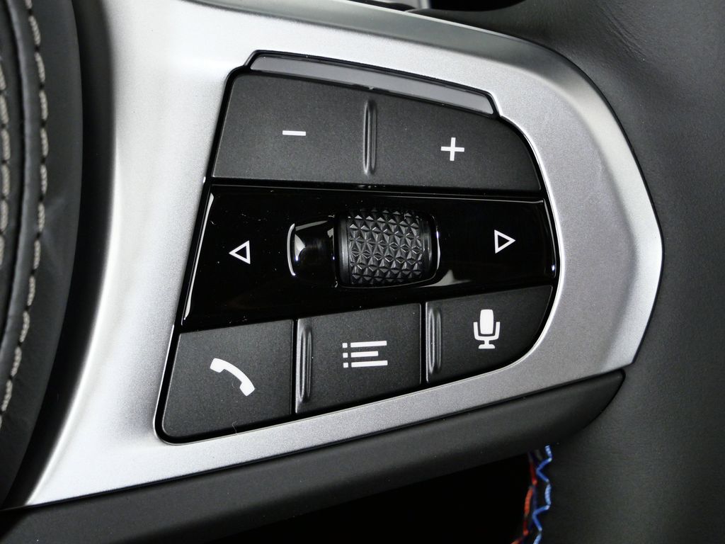 Thumbnail: 2026 BMW X6 - 42