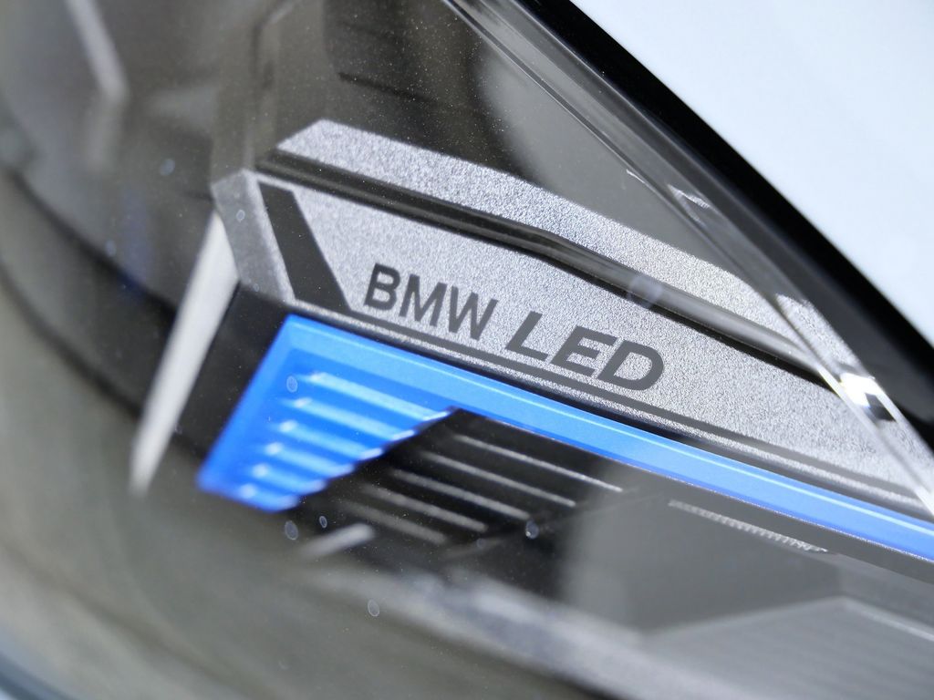 Thumbnail: 2026 BMW i4 - 4