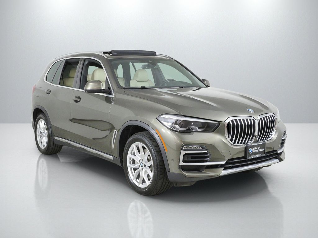 Thumbnail: 2021 BMW X5 - 7