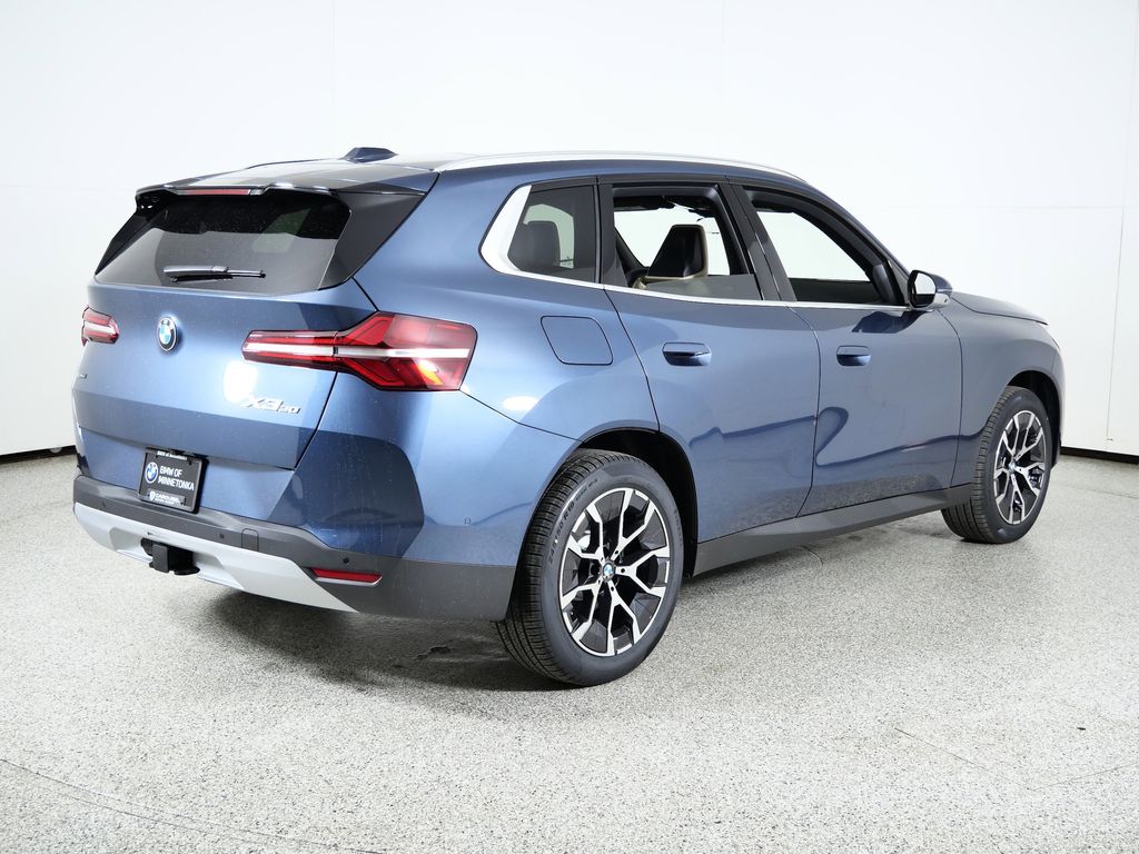 Thumbnail: 2026 BMW X3 - 9