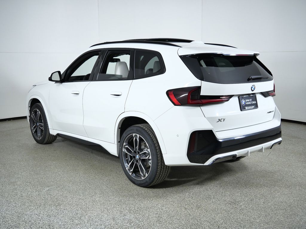 Thumbnail: 2026 BMW X1 - 14