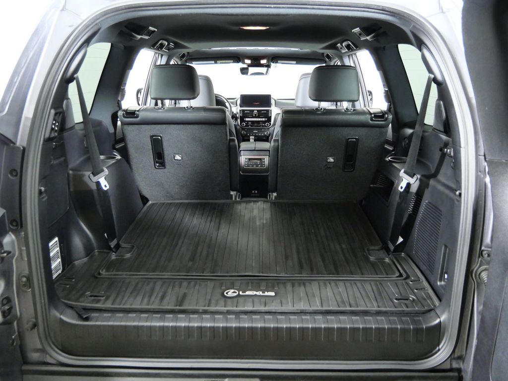 Thumbnail: 2023 Lexus GX - 27