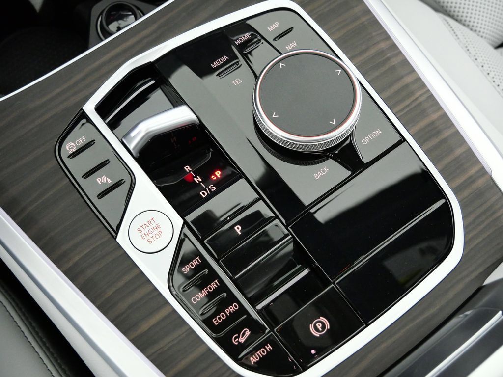 Thumbnail: 2026 BMW X5 - 49