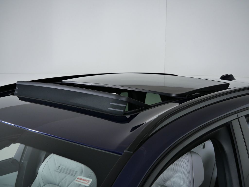 Thumbnail: 2026 BMW X5 - 18