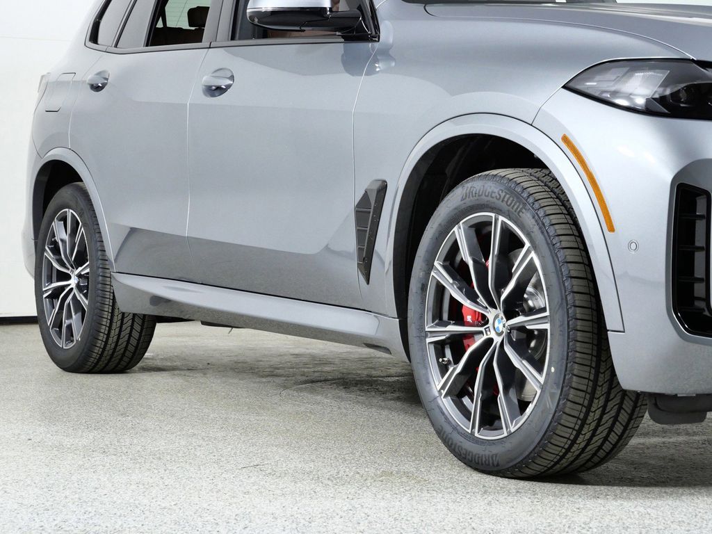 Thumbnail: 2026 BMW X5 - 6
