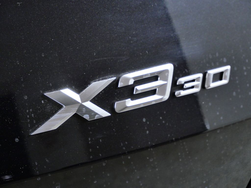 Thumbnail: 2026 BMW X3 - 12