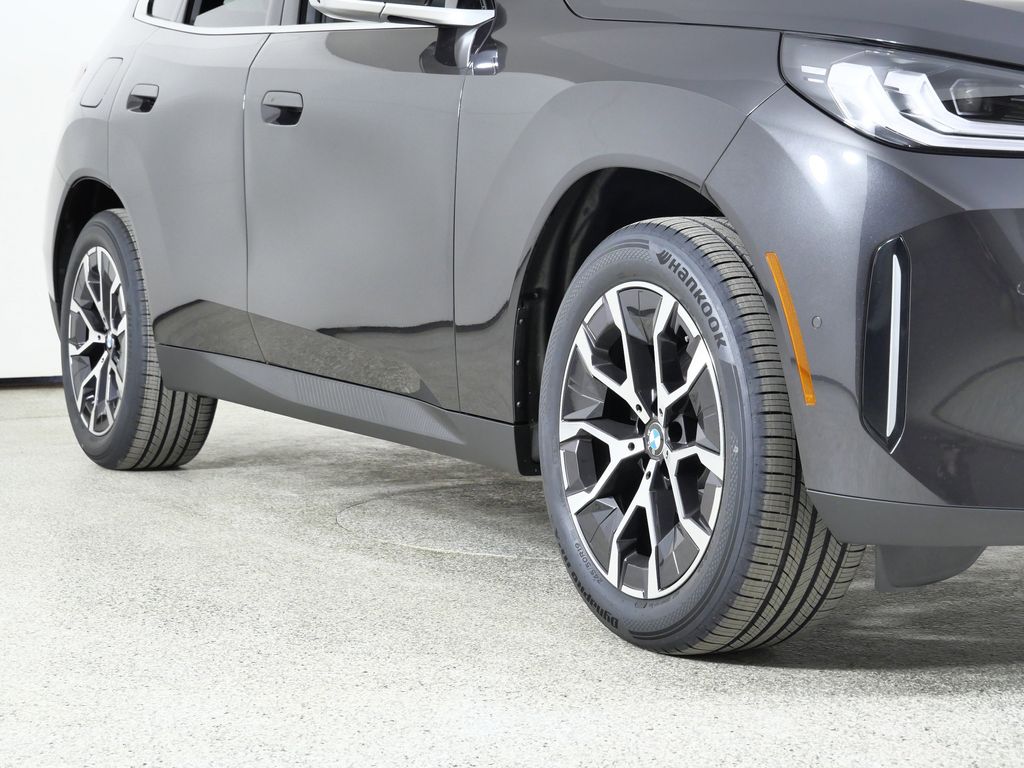 Thumbnail: 2026 BMW X3 - 6