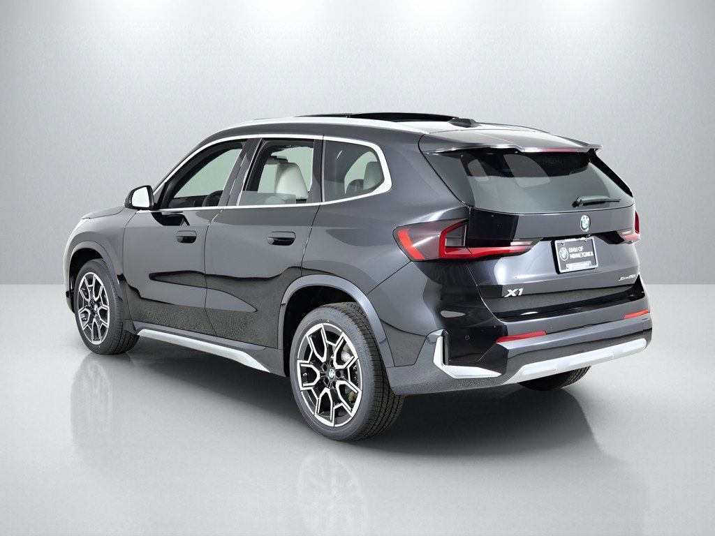 Thumbnail: 2026 BMW X1 - 15