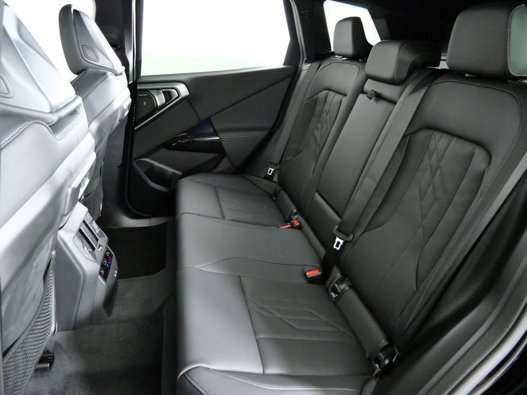 Thumbnail: 2026 BMW X3 - 32