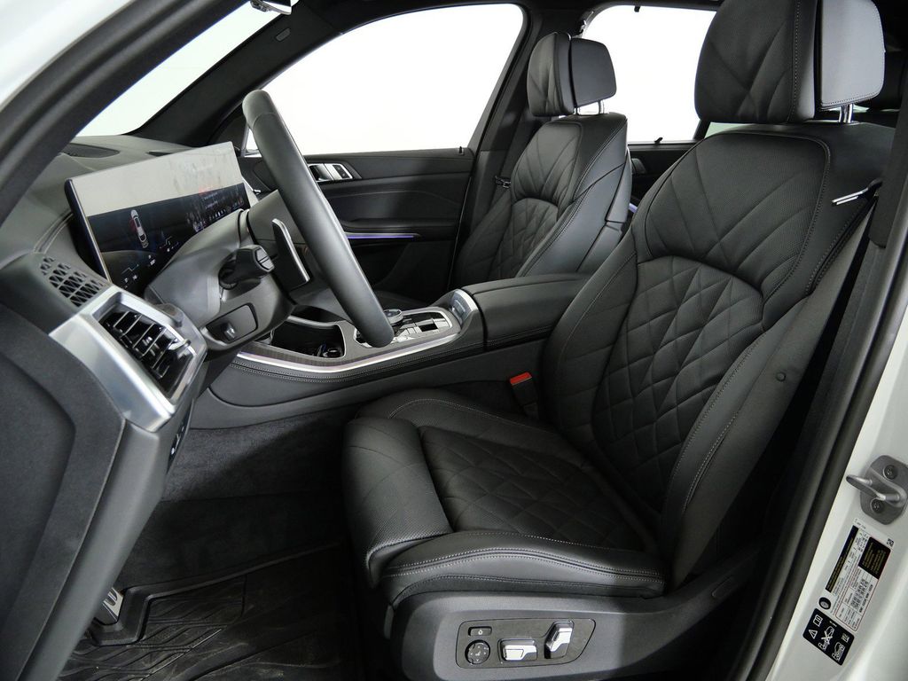 Thumbnail: 2026 BMW X5 - 36