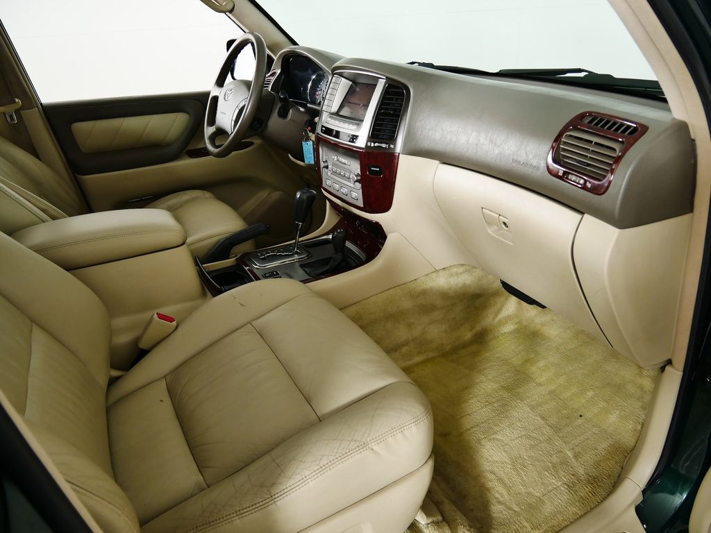 Thumbnail: 2004 Toyota Land Cruiser - 19
