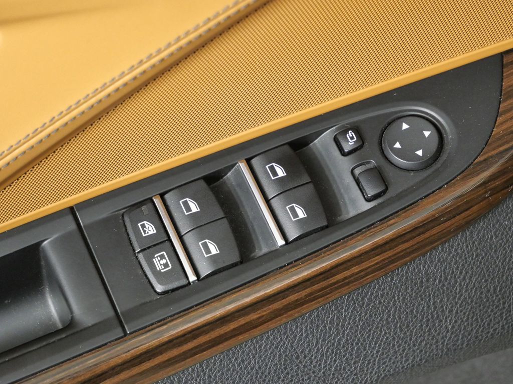 Thumbnail: 2018 BMW 6 Series - 37