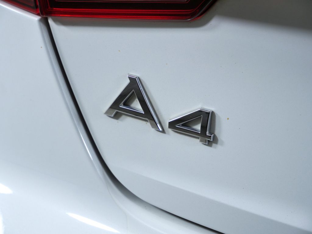 Thumbnail: 2017 Audi A4 - 14