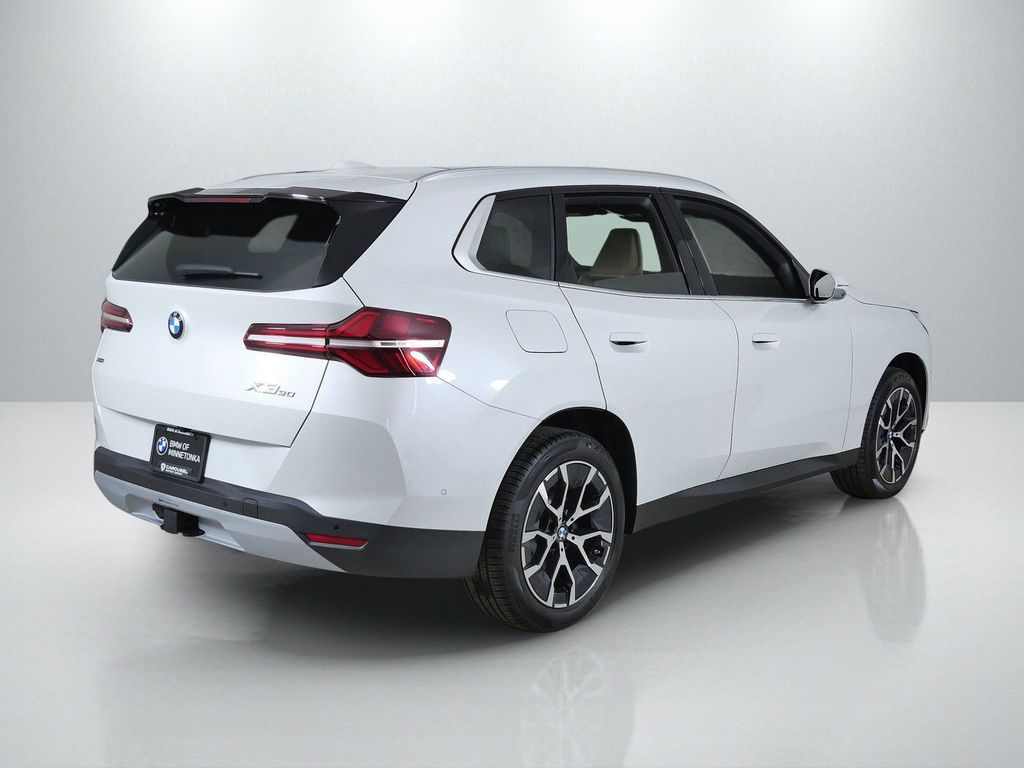 Thumbnail: 2026 BMW X3 - 9
