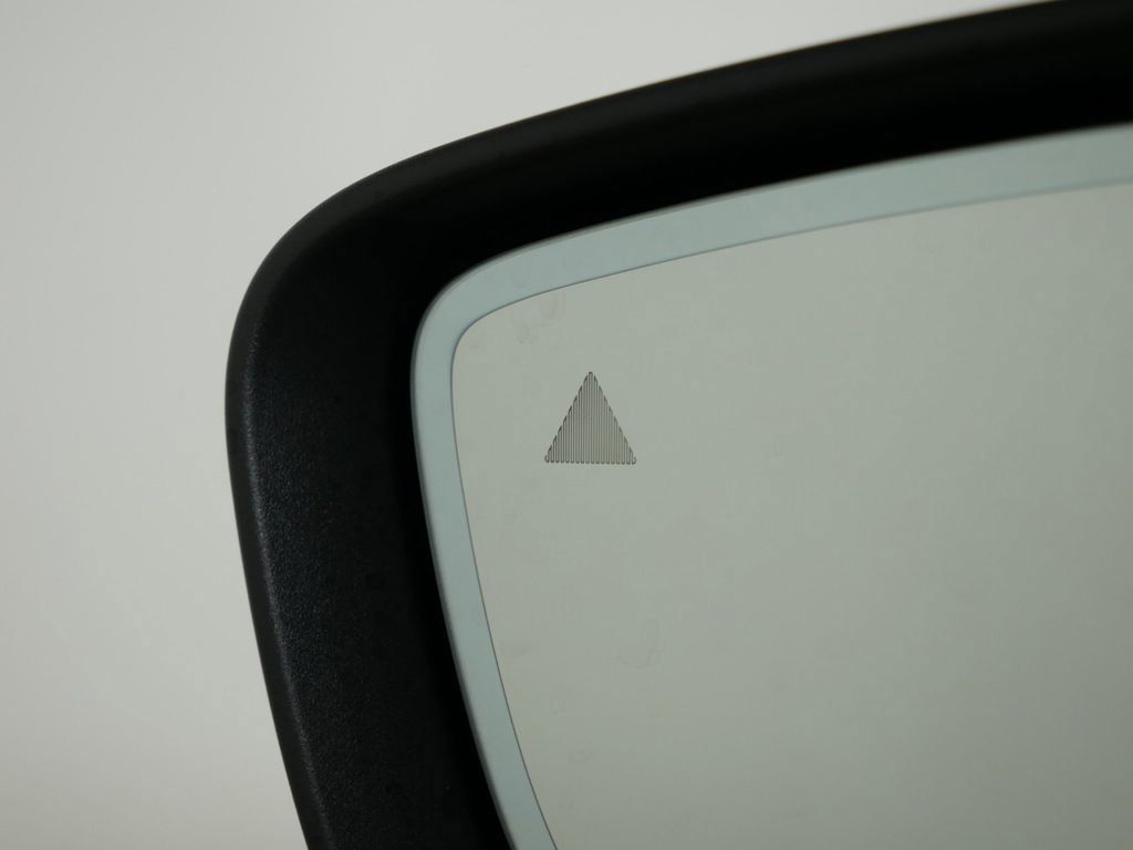 Thumbnail: 2025 BMW 3 Series - 35