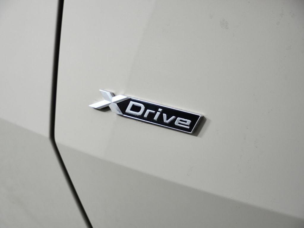 Thumbnail: 2026 BMW X3 - 13