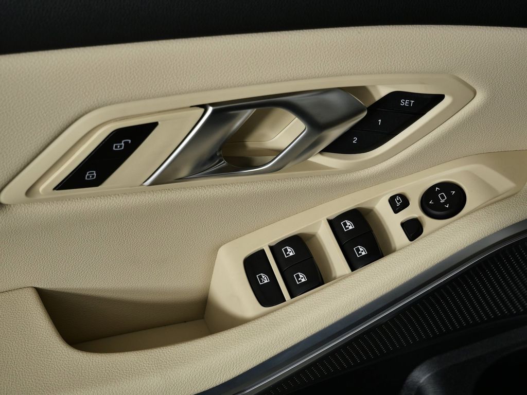 Thumbnail: 2026 BMW 3 Series - 35