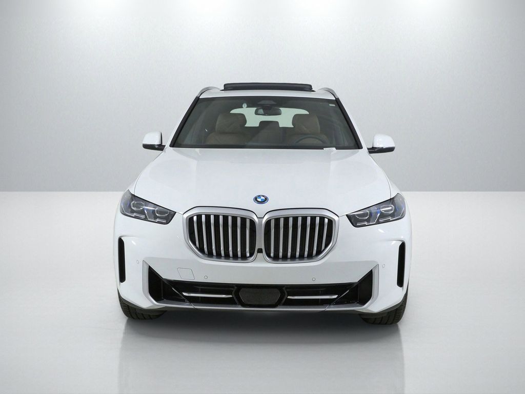 Thumbnail: 2026 BMW X5 - 2