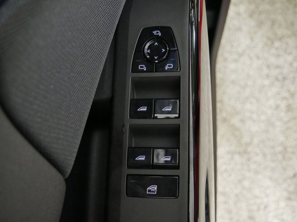 Thumbnail: 2026 BMW X3 - 32