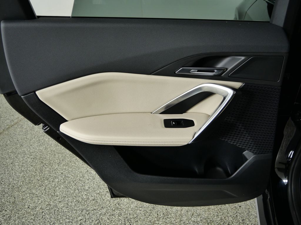 Thumbnail: 2025 BMW X1 - 33