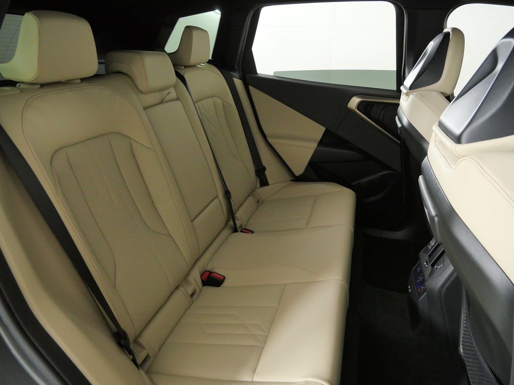 Thumbnail: 2025 BMW X3 - 30