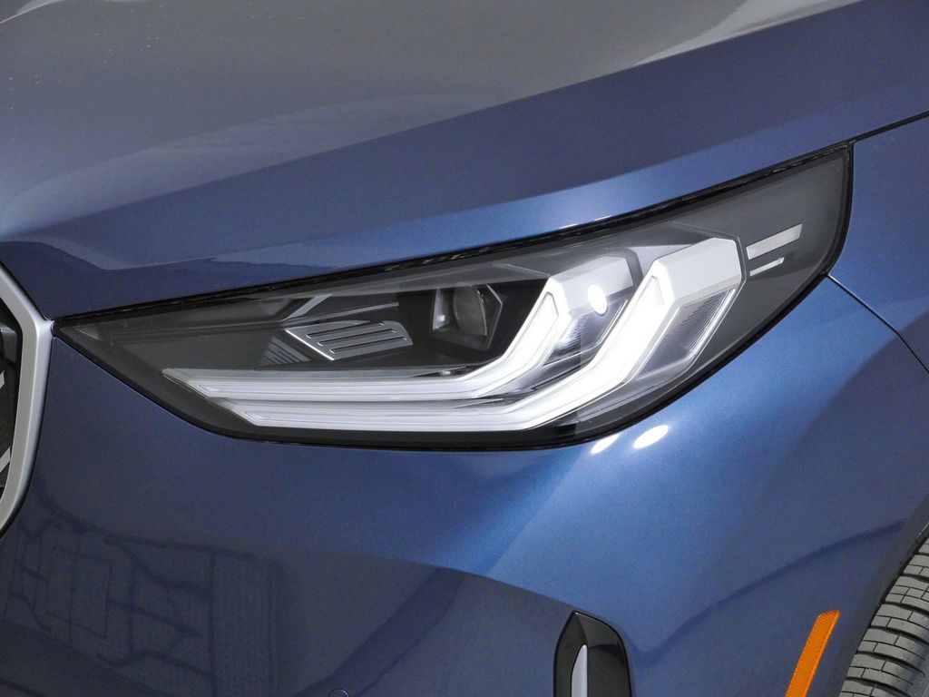 Thumbnail: 2026 BMW X3 - 3