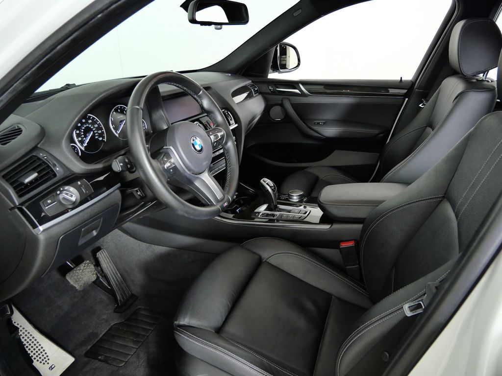 Thumbnail: 2017 BMW X4 - 34