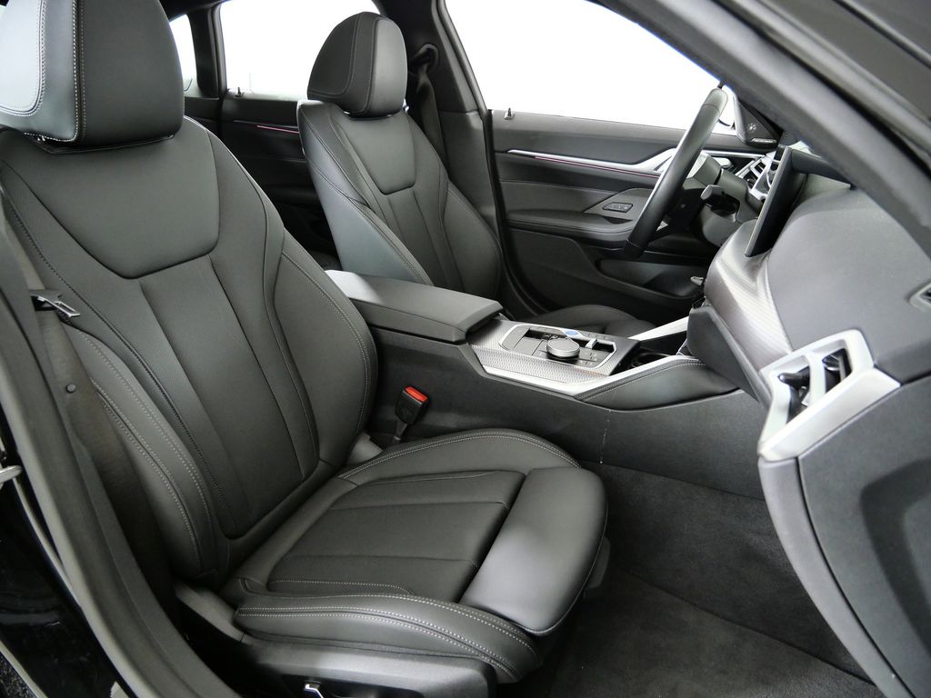 Thumbnail: 2025 BMW i4 - 26