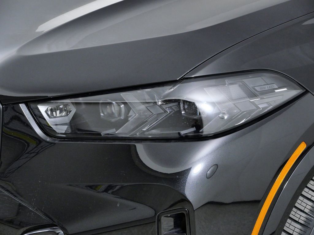 Thumbnail: 2026 BMW X5 - 5