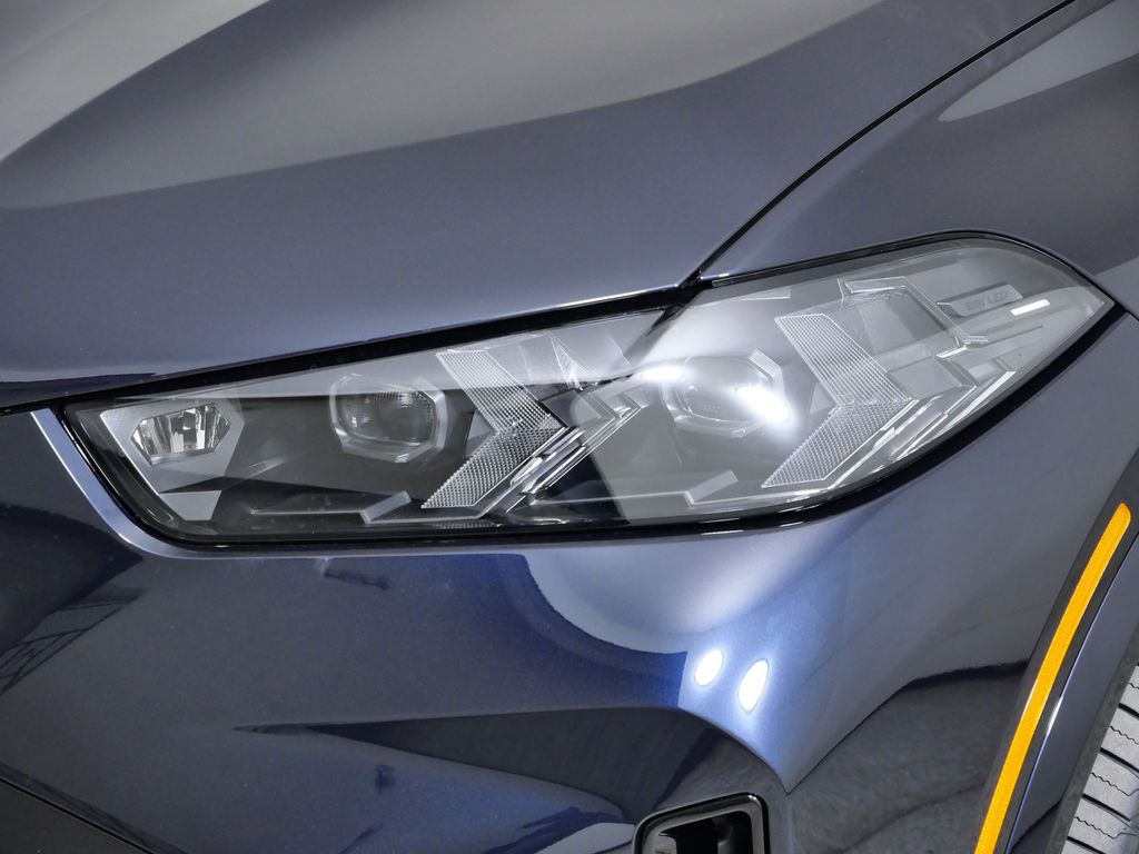 Thumbnail: 2026 BMW X5 - 3