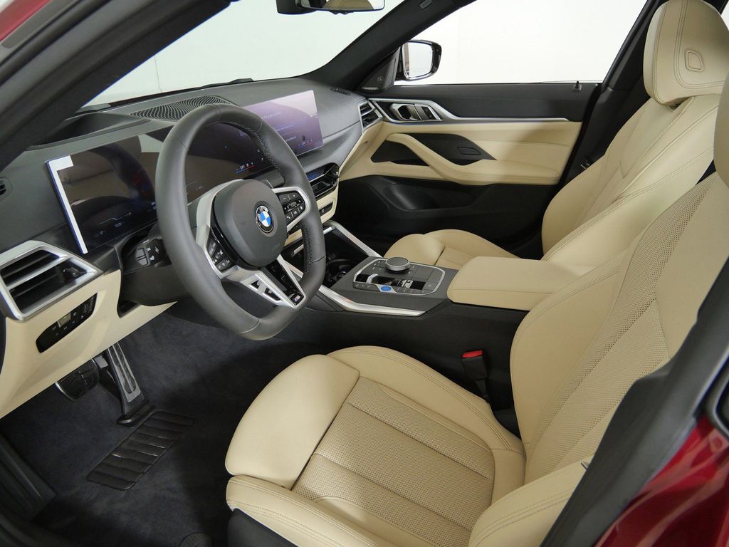 Thumbnail: 2026 BMW i4 - 32