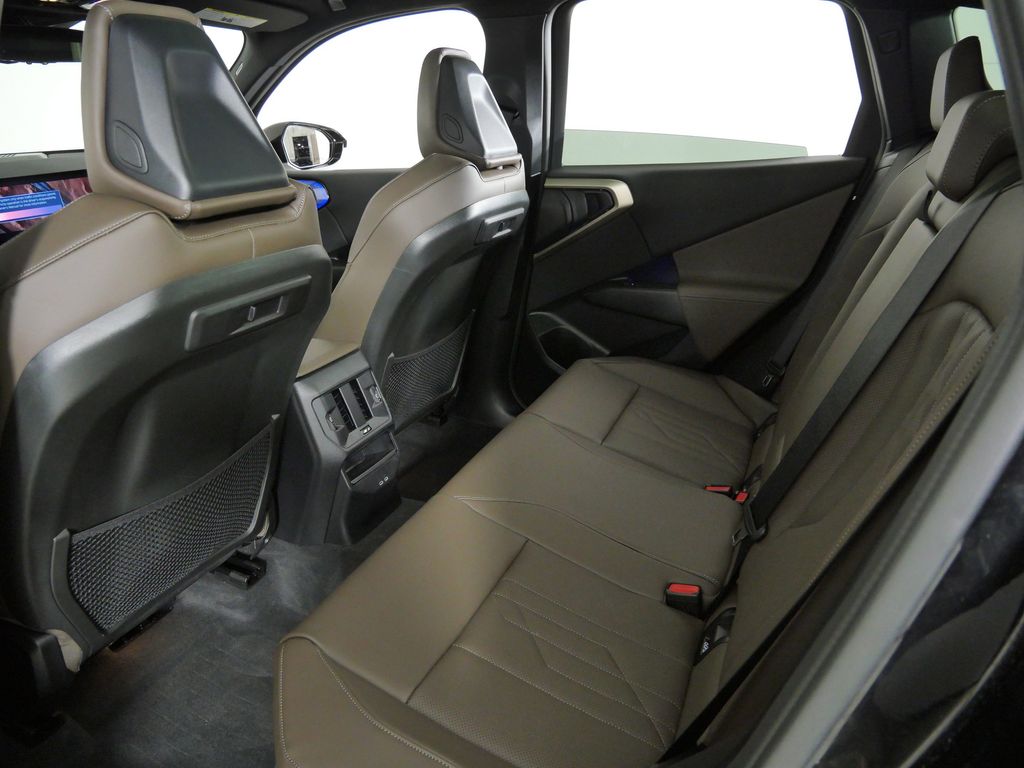 Thumbnail: 2025 BMW X3 - 35